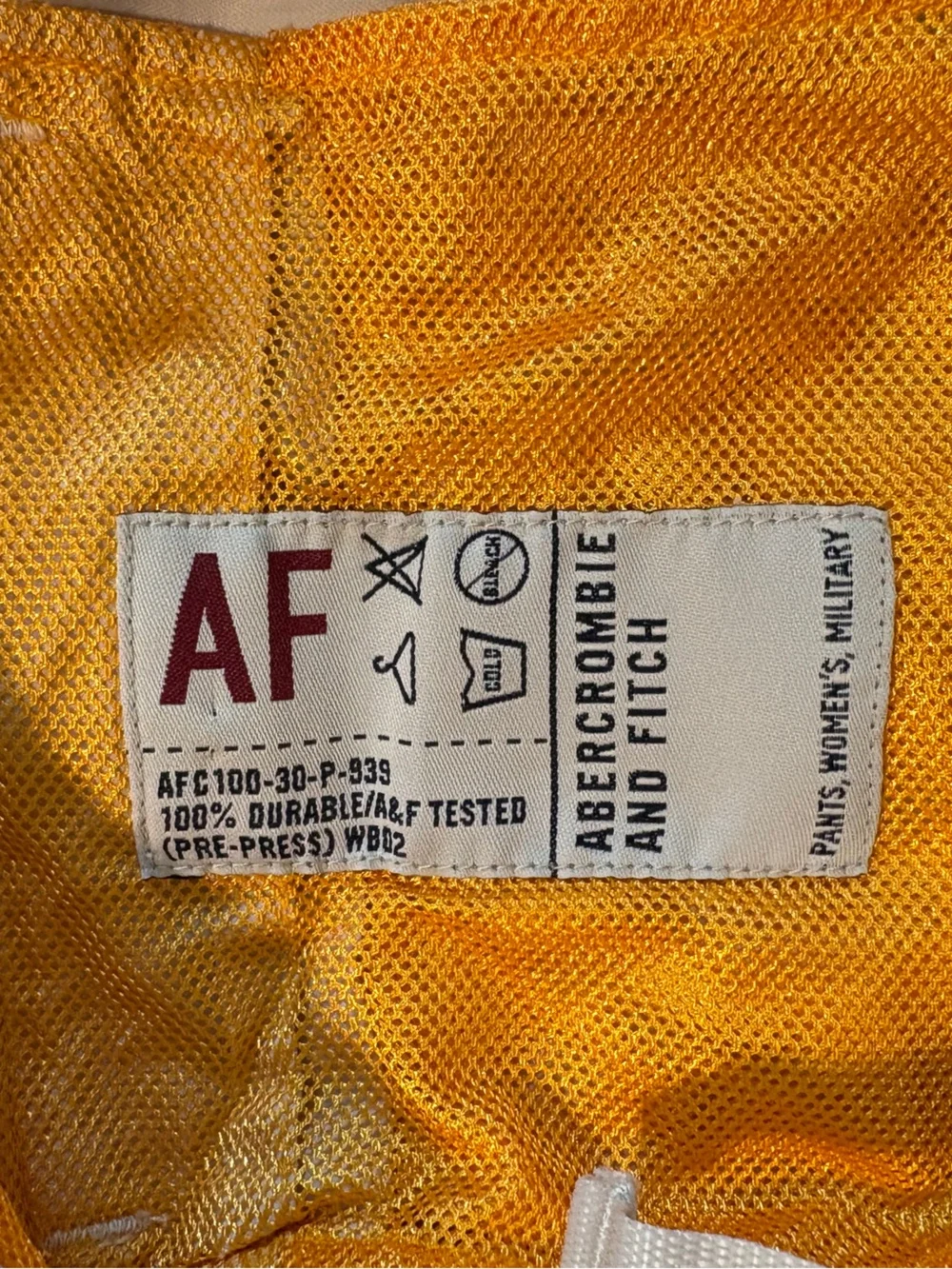 Abercrombie and Fitch khaki Women’s Cargo Pants with Drawstring Hem - Picture 3 of 12